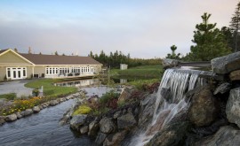 glendenning-golf-course-waterfall